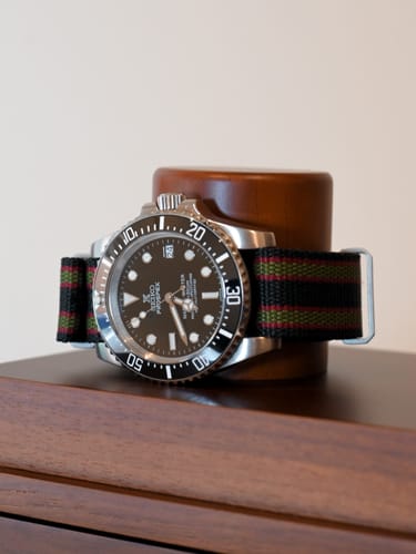 Customer photo review of 007 Bond Nylon Strap- Five Eye