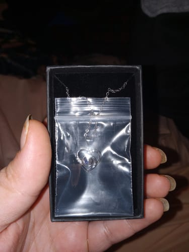 Customer photo review of Heart Pendant Projection Necklace Customized with Photo Inside for Women - OARSE