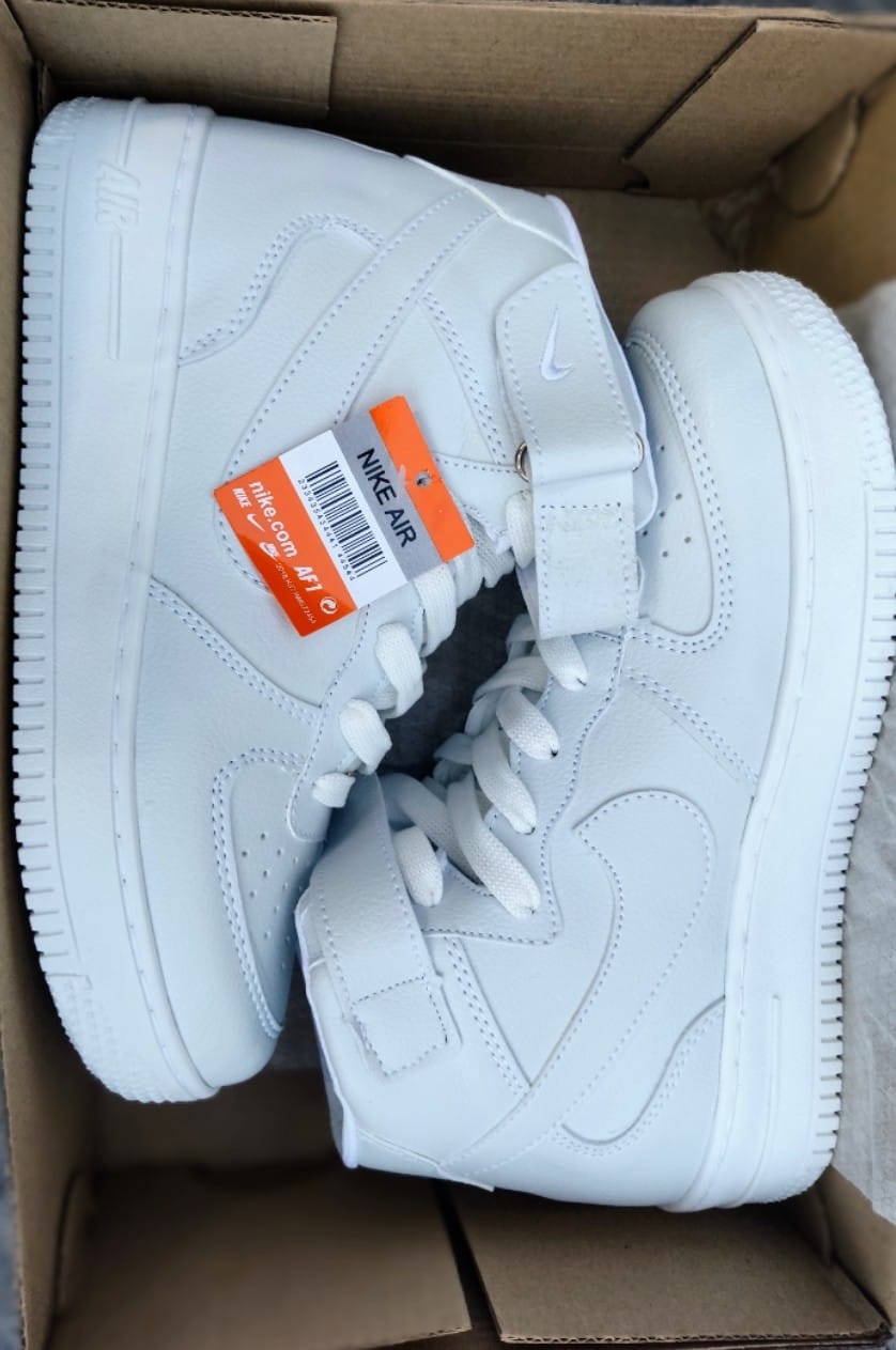 Customer photo review of Paq 6 Pares Tenis 841 Blanco Total 25/28.5