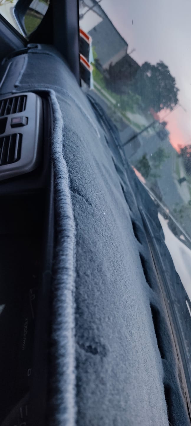 Customer photo review of Hilux Surf Carpet Dash Mat l 3rd Gen 96 - 02