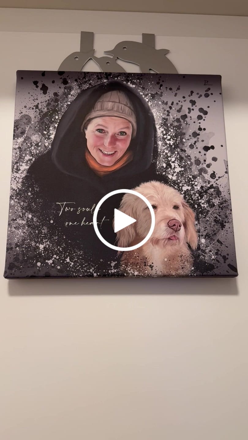 Customer video review of Handgemaltes Haustierportrait auf Premium Leinwand im Ink Stil