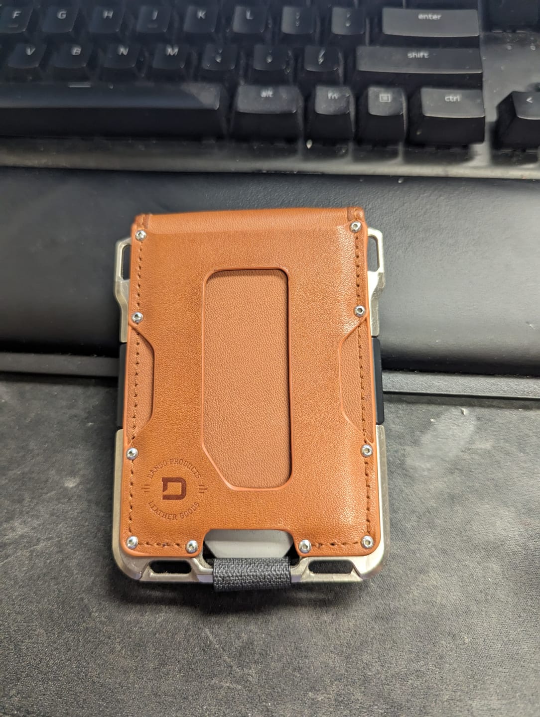 Customer photo review of M1 MAVERICK™ 4 POCKET BIFOLD LEATHER