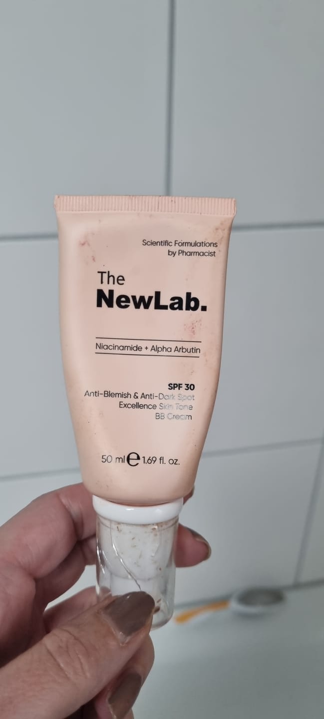 Customer photo review of BB Cream LSF 30 Anti-Akne & Anti-Unreinheiten