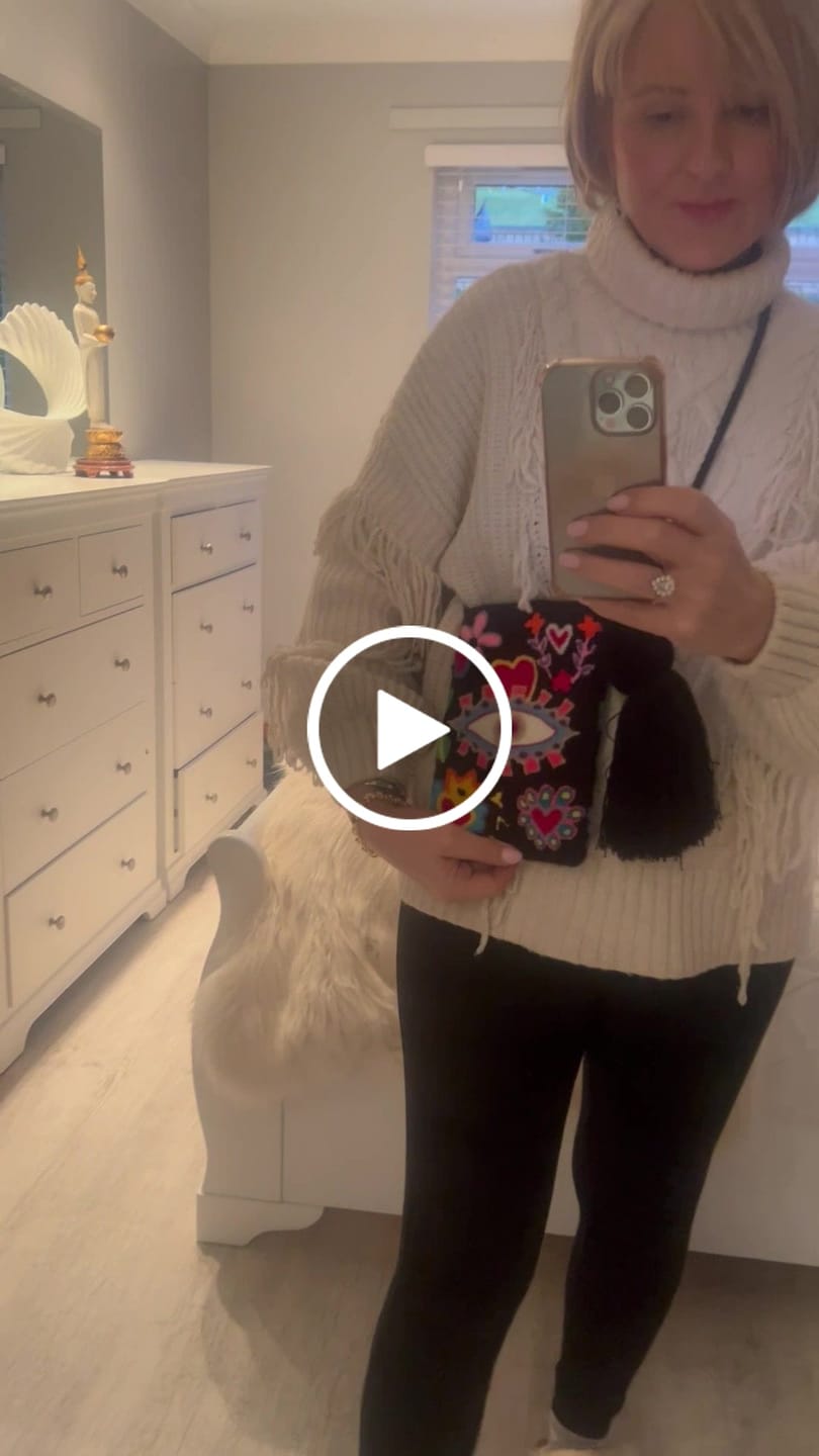 Customer video review of Evil Eye Phone Holders