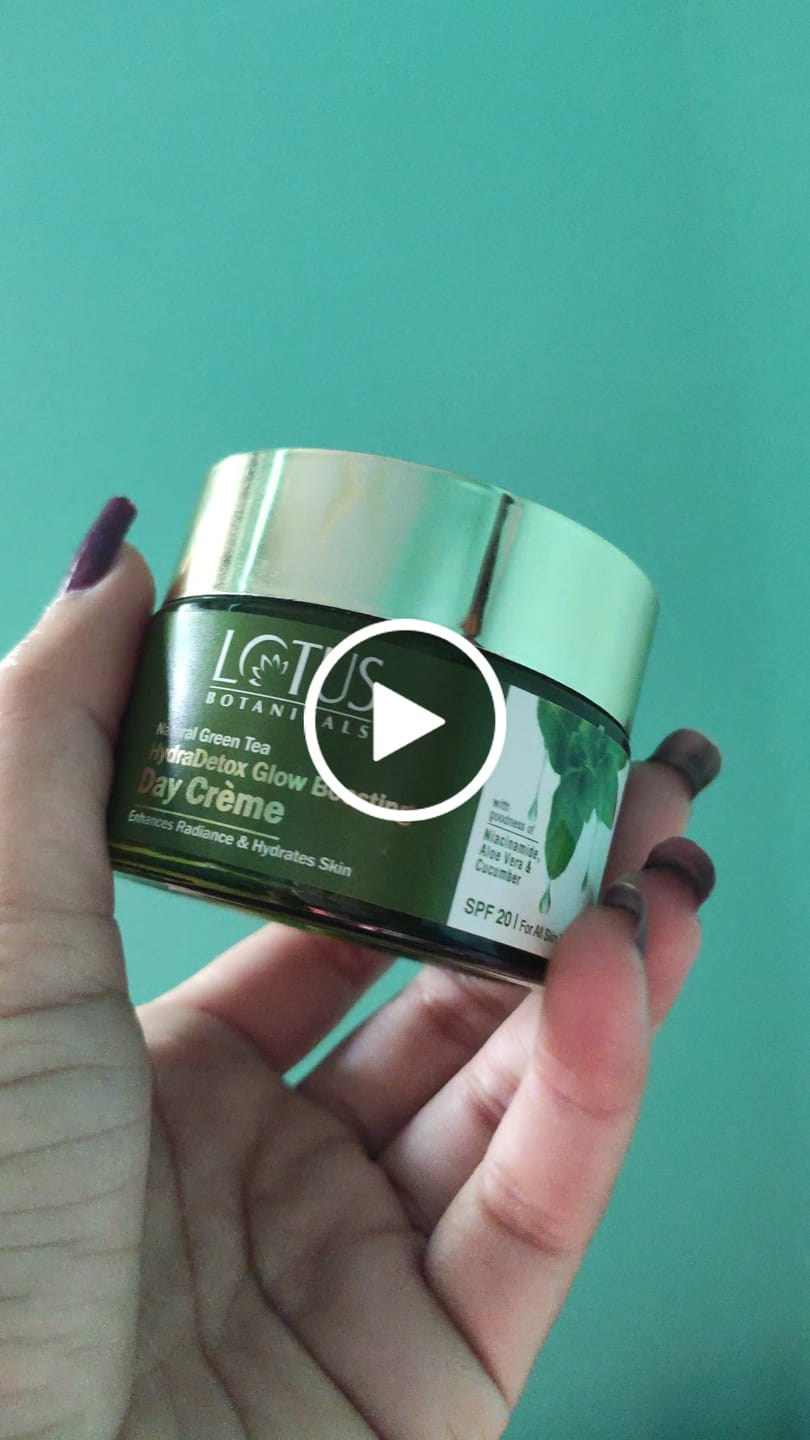 Customer video review of Natural Green Tea HydraDetox Glow Boosting Day Crème SPF 20