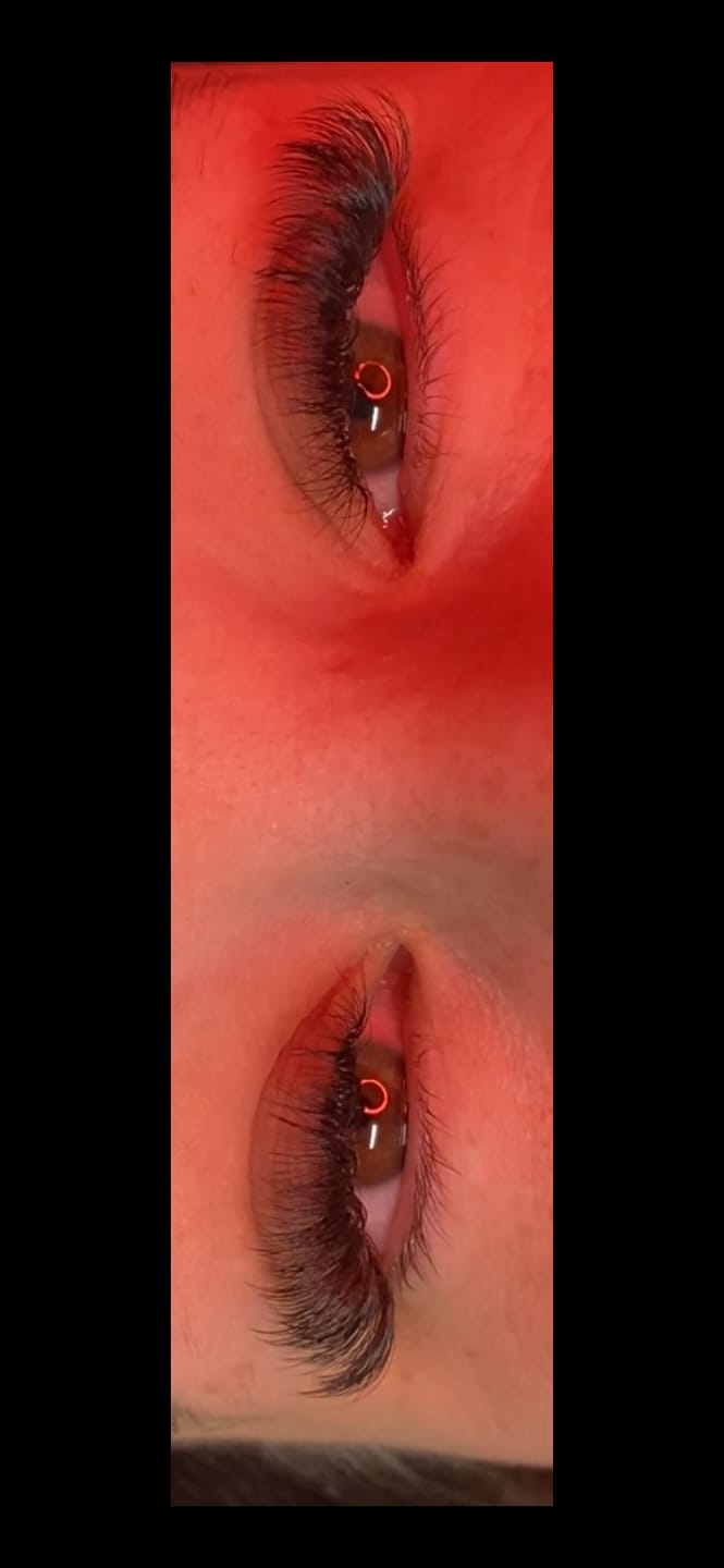 Customer photo review of Super Easy Fan Lash Extensions 0.07mm