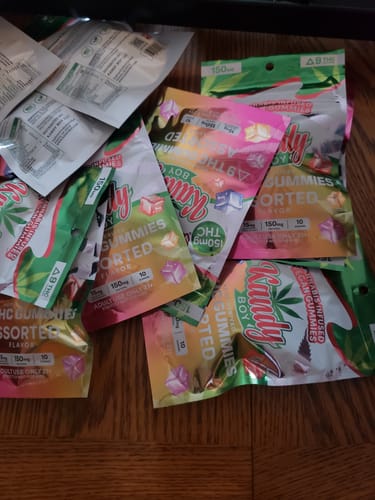 Customer photo review of Vegan THC Gummies | Assorted Flavor | Delta 9 | 10-Count | 150mg
