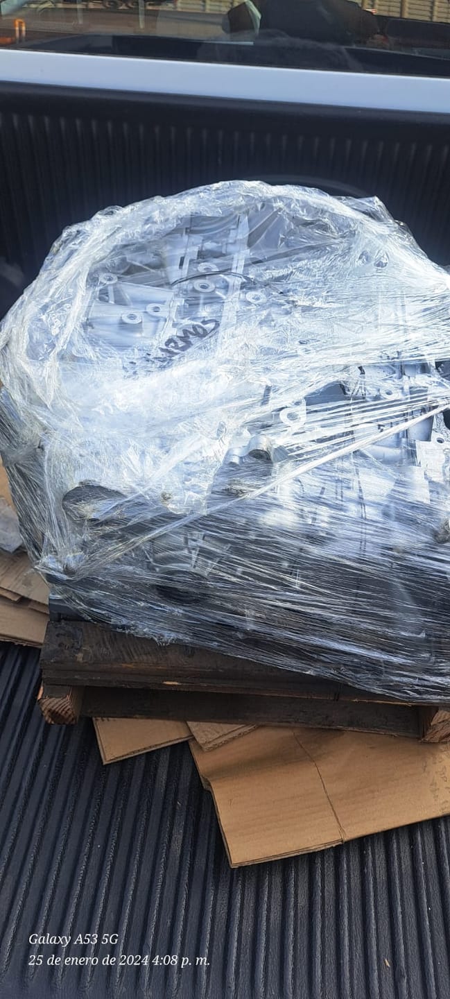 Customer photo review of Motor para Nissan Rogue 2.5 2006 - 2012