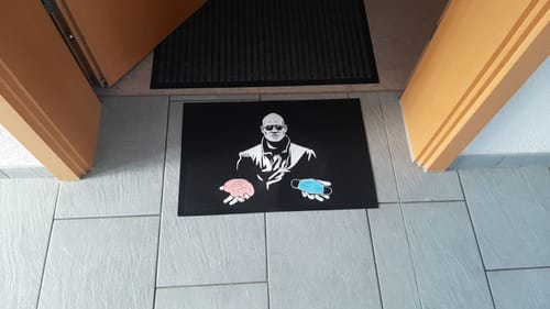 Customer photo review of FUSSMATTE • RED OR BLUE PILL / MORPHEUS