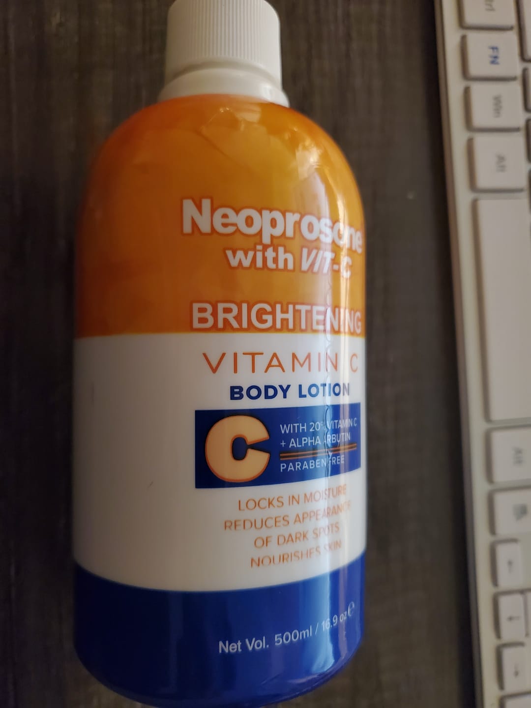 Customer photo review of Neoprosone Brightening Body Lotion with Vitamin C - 500ml / 16.9 Oz