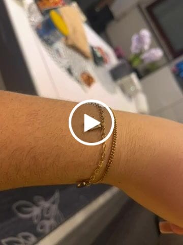 Customer video review of Crystal Butterfly Armband | 18K vergoldet