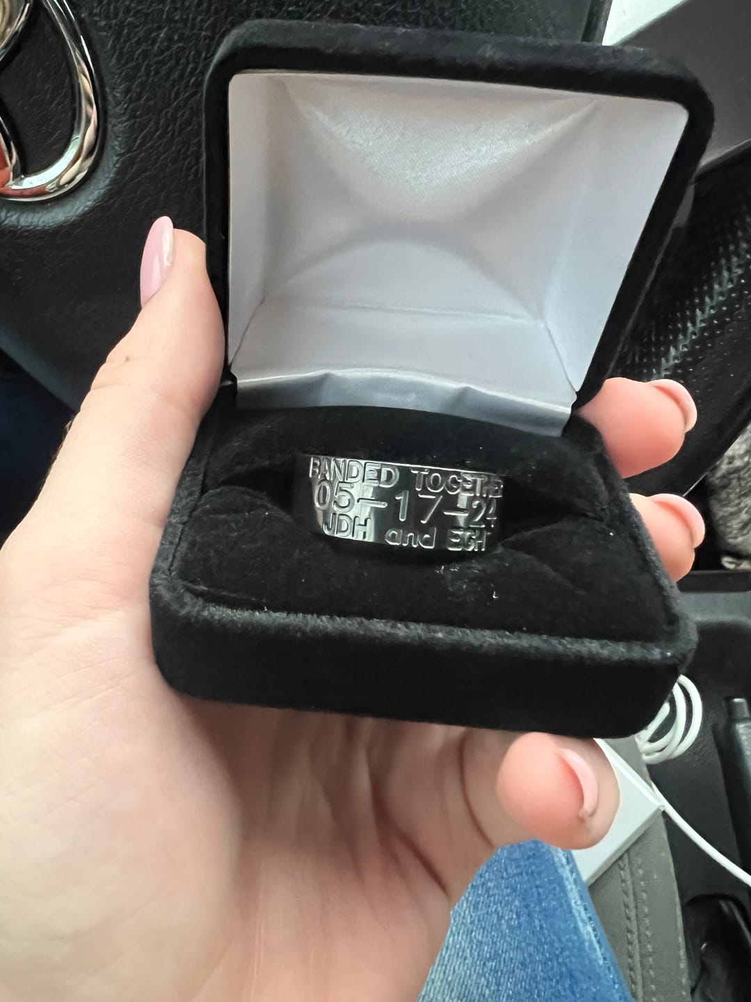 Customer photo review of Black Duck Band Ring - Zirconium 10mm