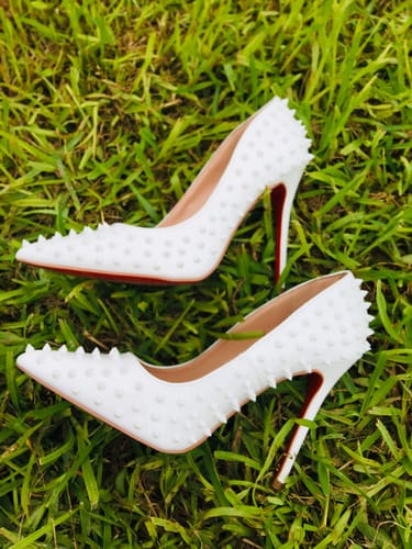 Customer photo review of Miss Black Killer 3 - White