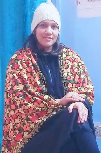 Customer photo review of Pashtush Womens Shawl, Aari Embroidery, Black