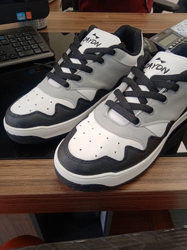 Customer photo review of SHARK Black light grey Men's casual sneaker