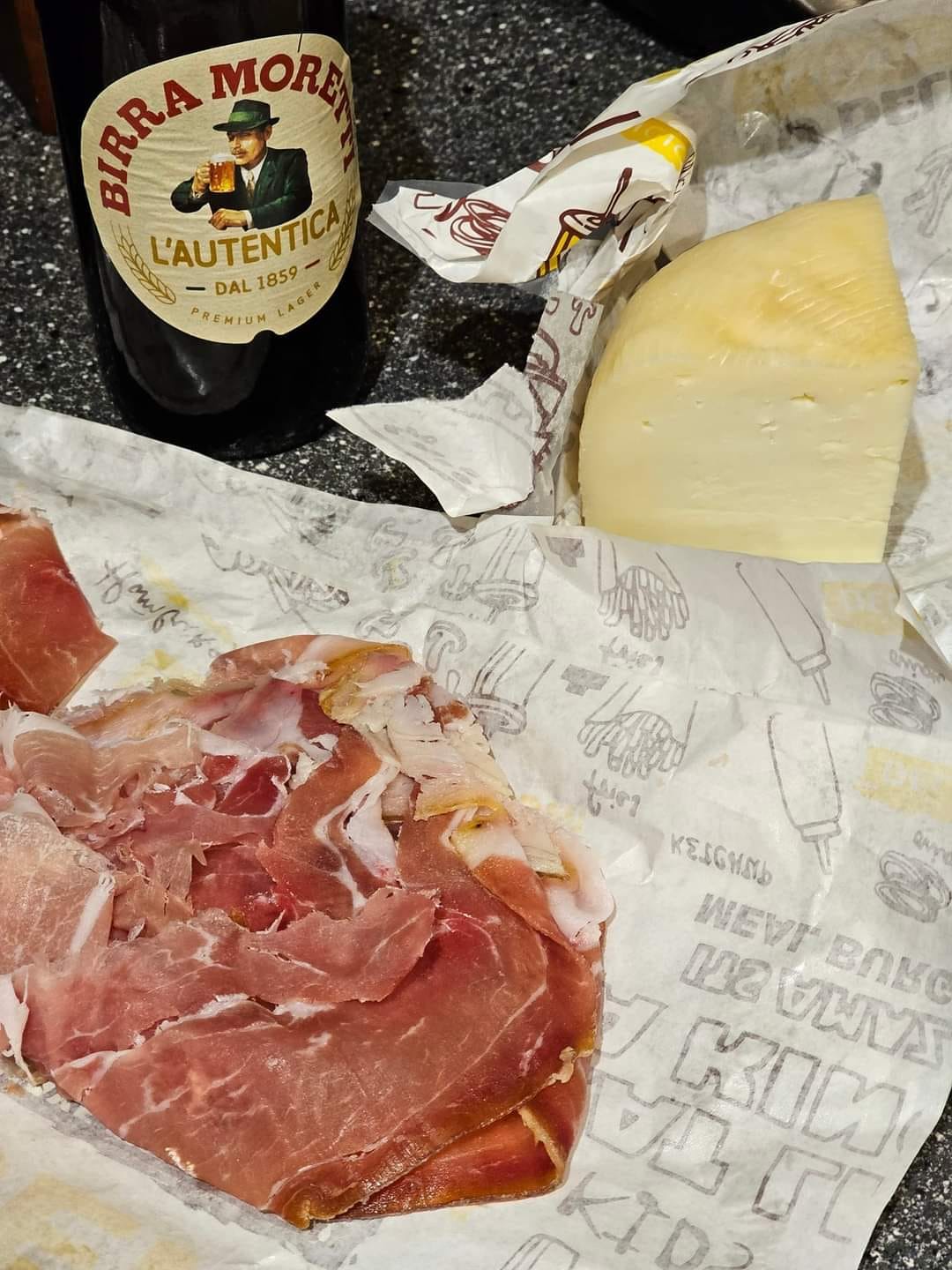 Customer photo review of Caciotta Semi-Stagionata Naturale