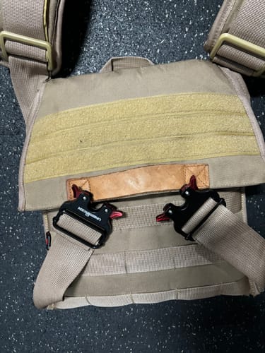 Customer photo review of Vest buckle replacement