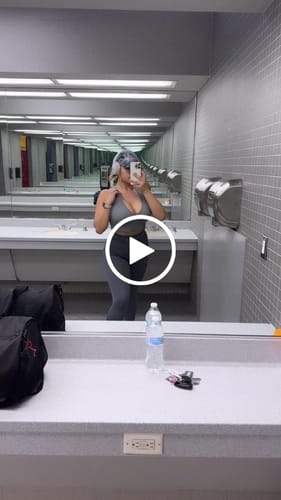 Customer video review of Pchee Dark Grey Soft Waistband Scrunch Butt Leggings