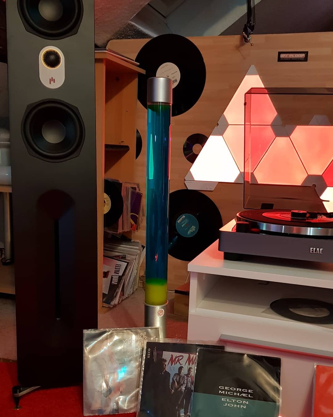 Customer photo review of Novus N5T 2-Way 5.25" Tower/Floorstanding Speaker Single