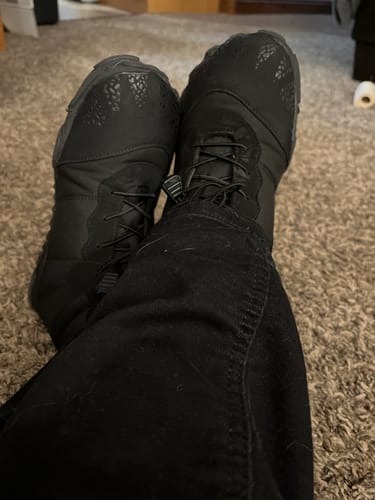 Customer photo review of Vindra Flex - Non-slip & Universal Winter Barefoot Shoe (Water-resistant)