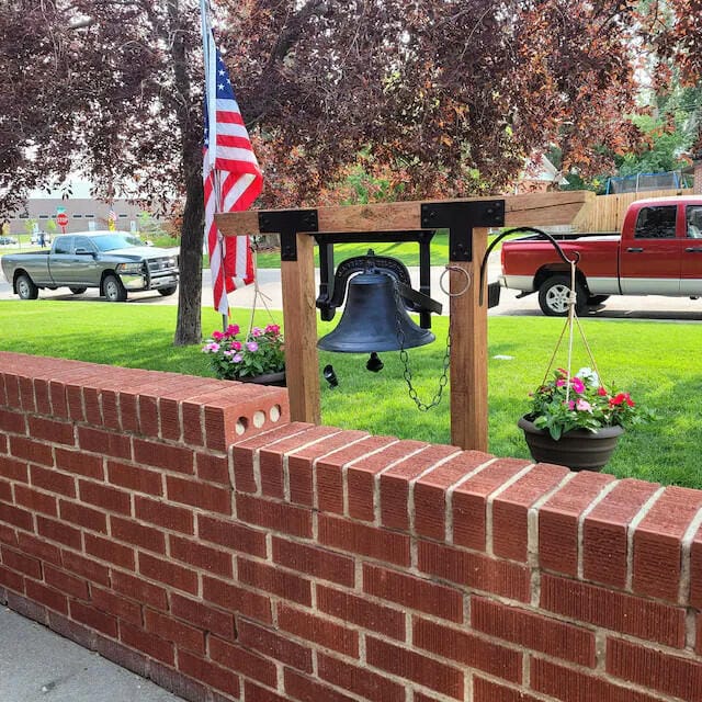 Customer photo review of Industrial Style T Brackets - Various Sizes