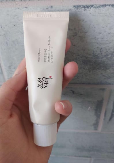 Customer photo review of BEAUTY OF JOSEON - Relief Sun Rice + Probiotics SPF50+ PA++++ 50 ML | Protector Solar Hidratante