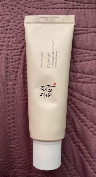 Customer photo review of BEAUTY OF JOSEON - Relief Sun Rice + Probiotics SPF50+ PA++++ 50 ML | Protector Solar Hidratante