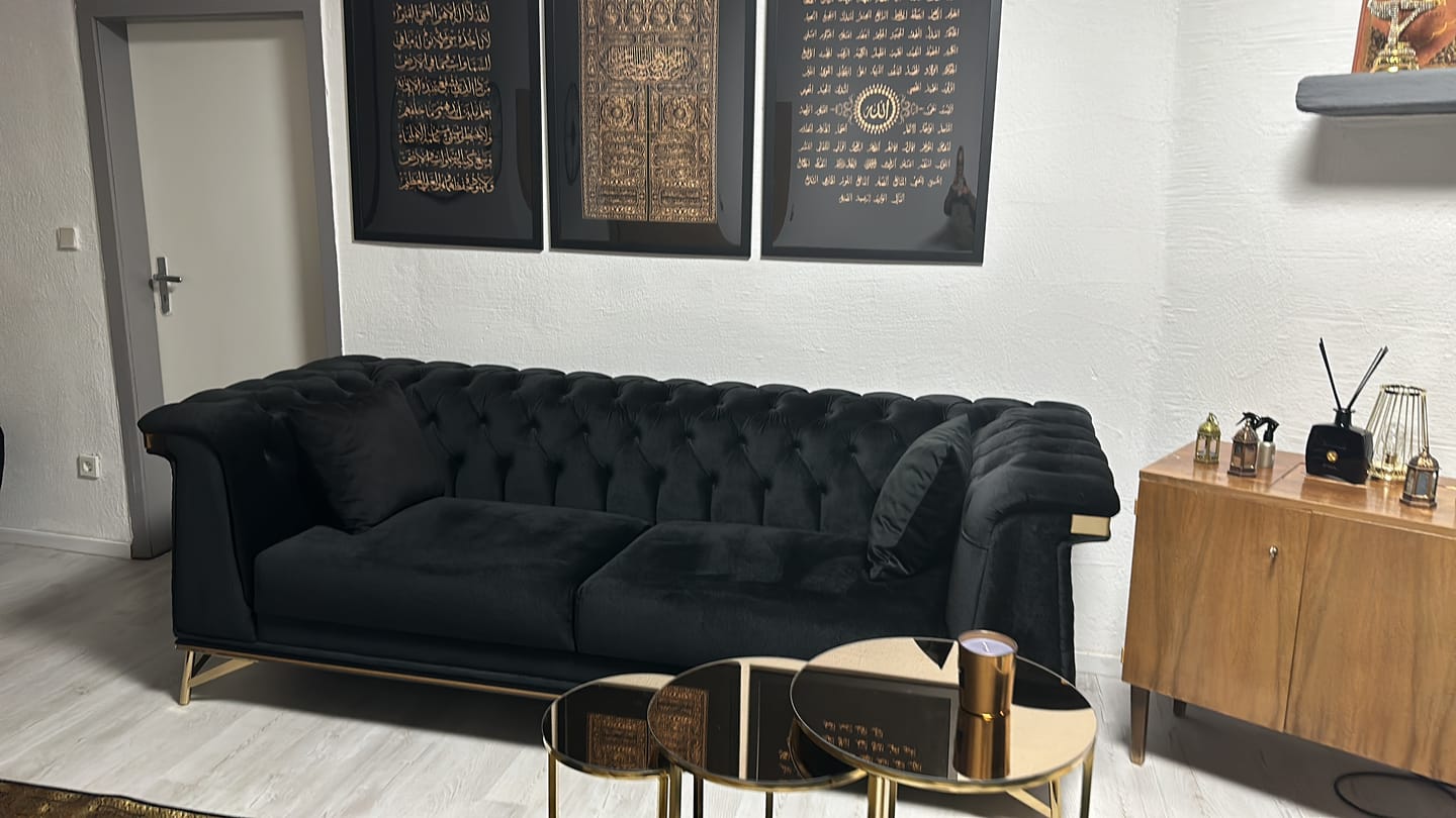 Customer photo review of Ayat Al Kursi, Kaaba & Esma ul Husna  -  Set