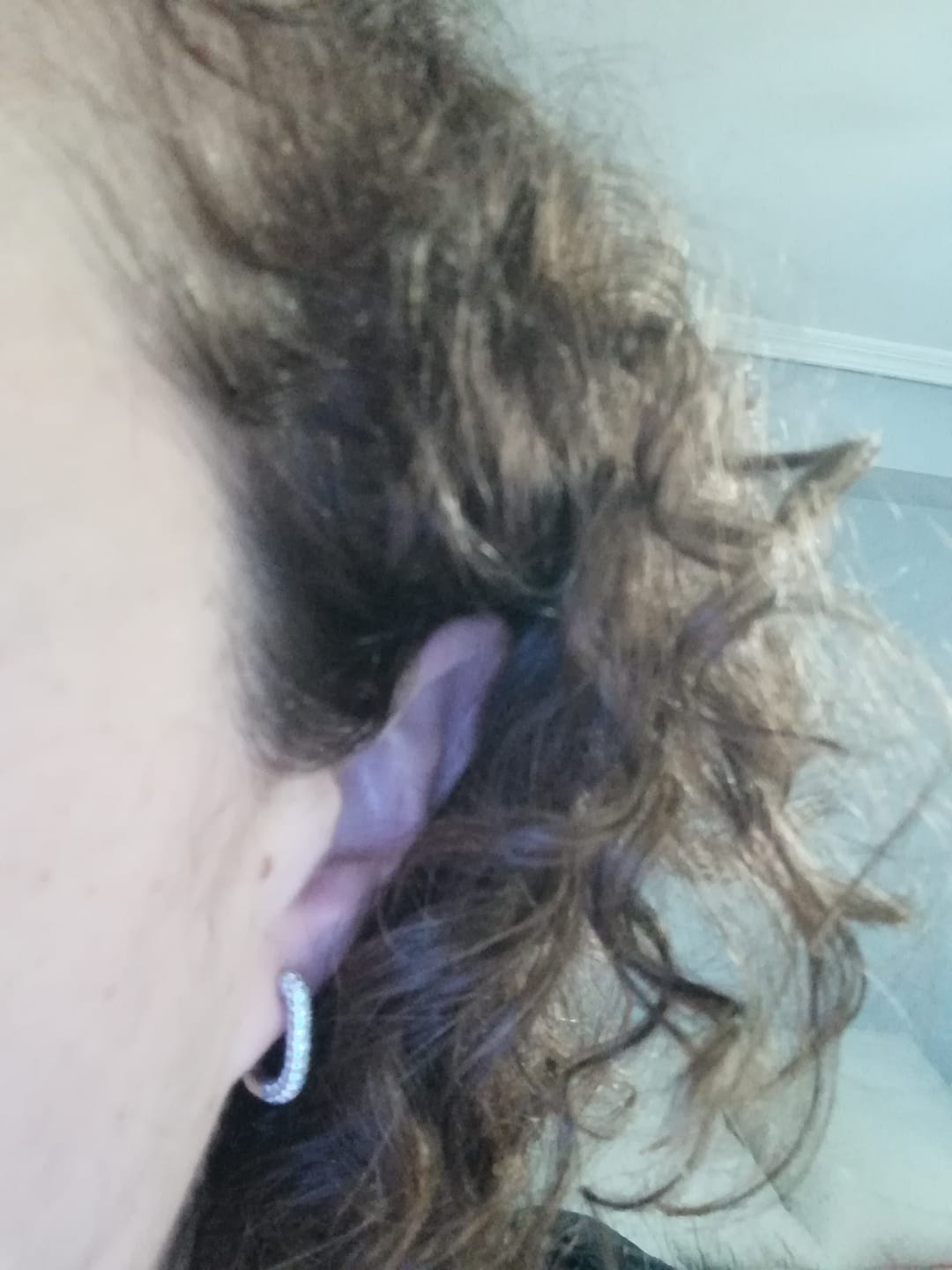 Customer photo review of Pendientes Lateral Brillante