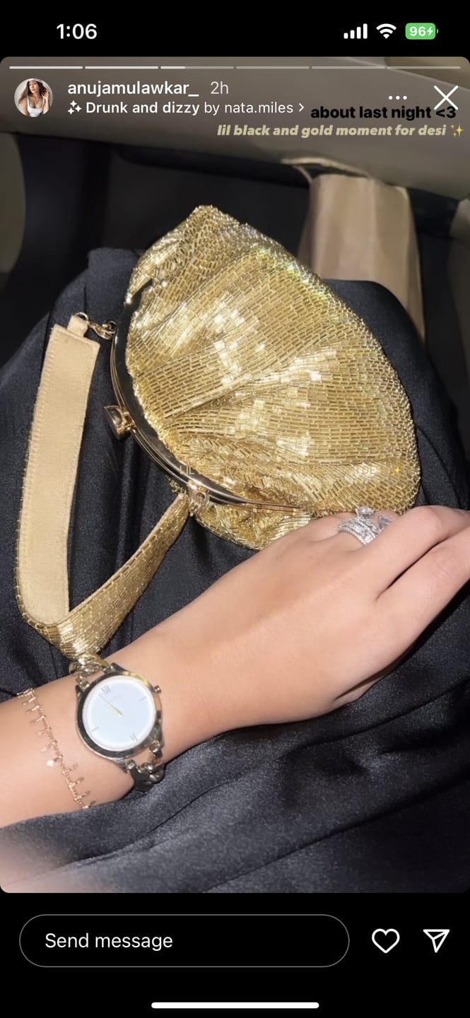 Customer photo review of Sugarcrush Gold Soft Pouch with Handle