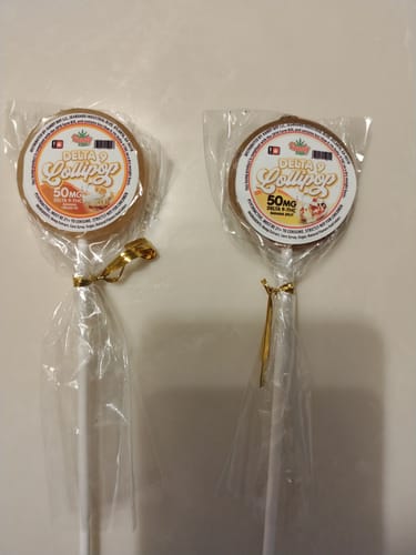 Customer photo review of Delta 9 THC Lollipops | 50mg | Banana Cream Pie