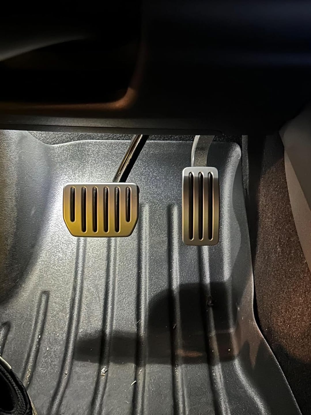 Customer photo review of 【Gen-II】TPARTS Performance Pedal Set for Tesla Model 3 & Y