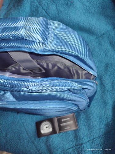Customer photo review of Mochila para laptop | CoolCapital Bast | 15.6" pulgadas Azul