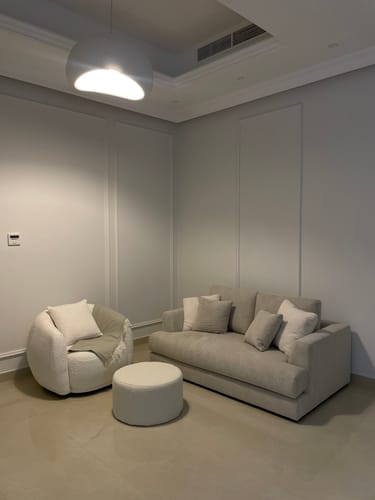 Customer photo review of Large Boucle Off-White Round Pouf/Ottoman (60x33 CM)