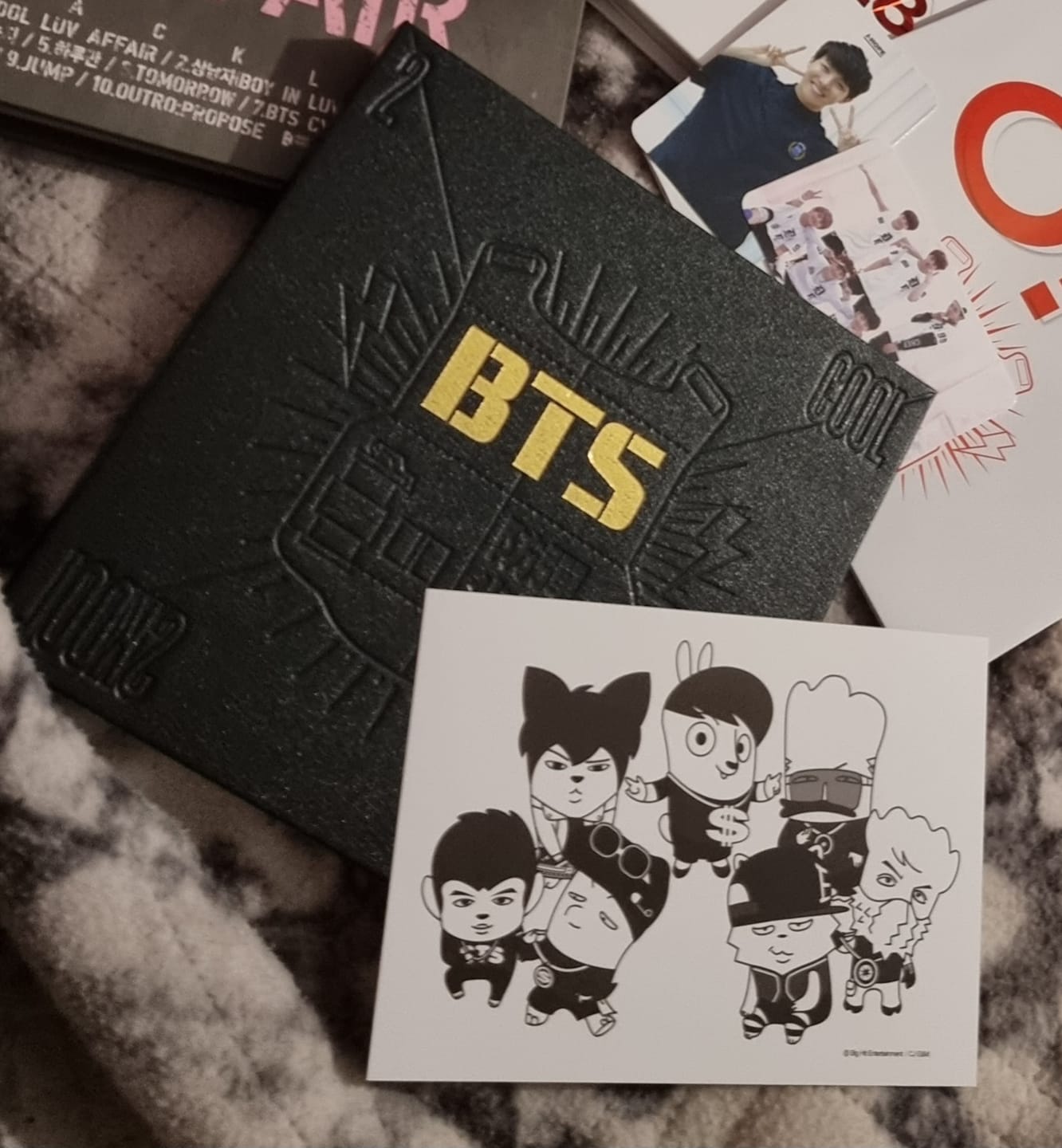 Customer photo review of BTS - 1ST SINGLE ALBUM 2 COOL 4 SKOOL