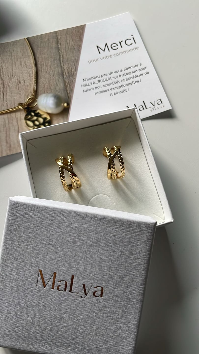 Customer photo review of LOLA - Créole dorée 3 rangs tressés