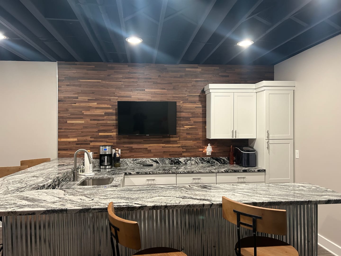 Customer photo review of 3D Stacked Natural Walnut