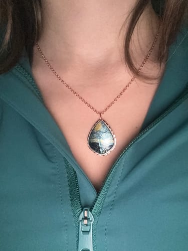 Customer photo review of Van Gogh Starry Night Tablo Tasarım Kolye