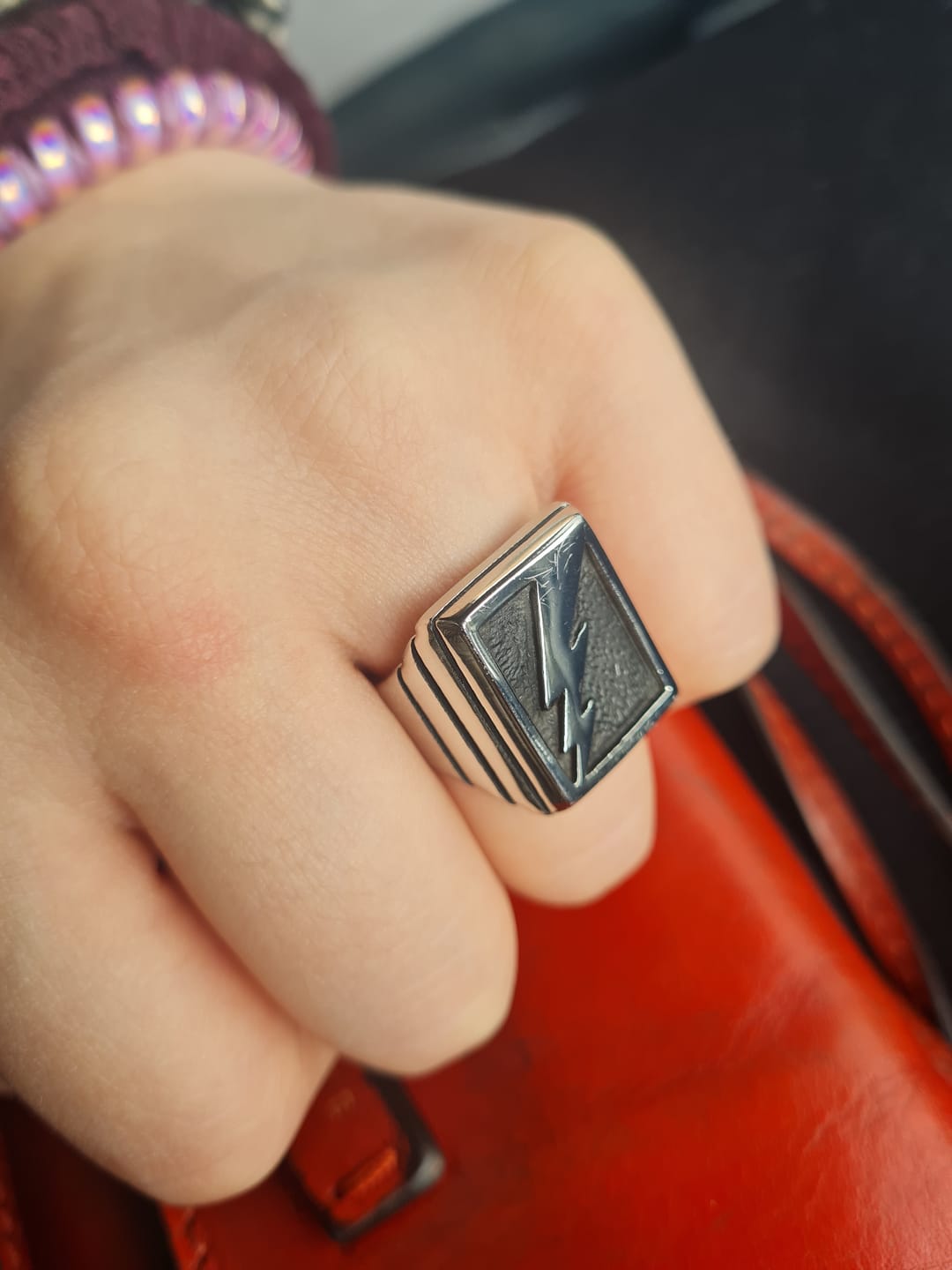 Customer photo review of LIGHTNING.