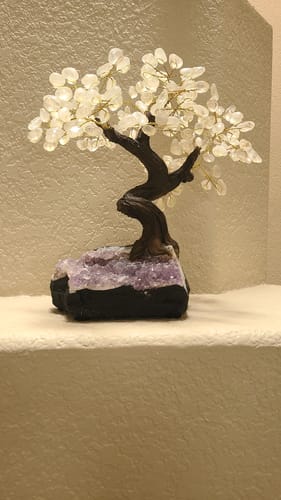 Customer photo review of Clear Quartz 14" Tall Handmade Gemstone Tree on a Crystal Cluster base, 180 Total Gems Model #5404CLRQ by Brazil Gems