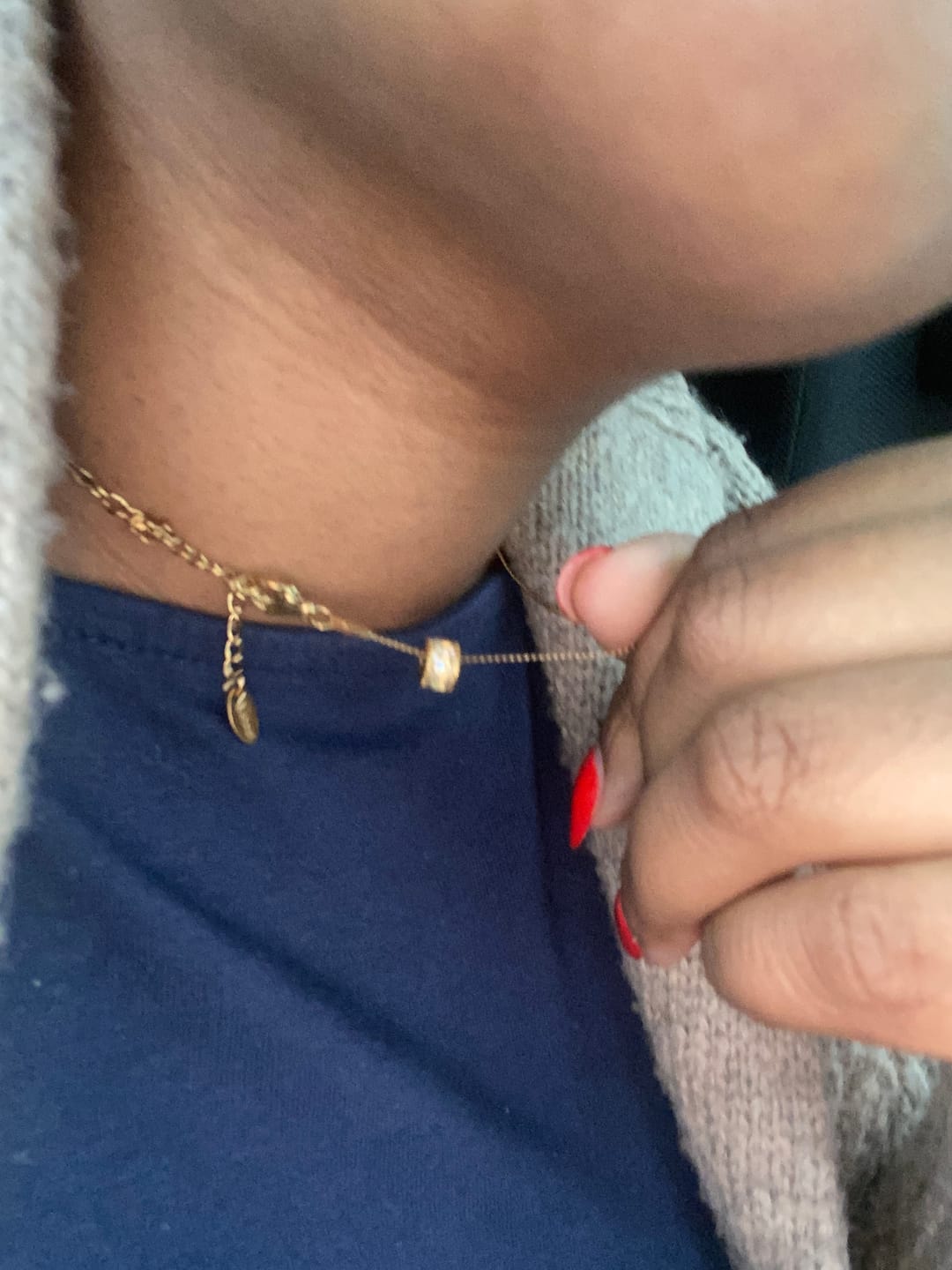 Customer photo review of Gigi Crystal 18K Gold Necklace