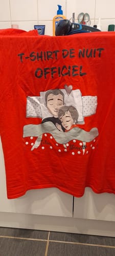 Customer photo review of Dormeurs - T-Shirt personnalisé