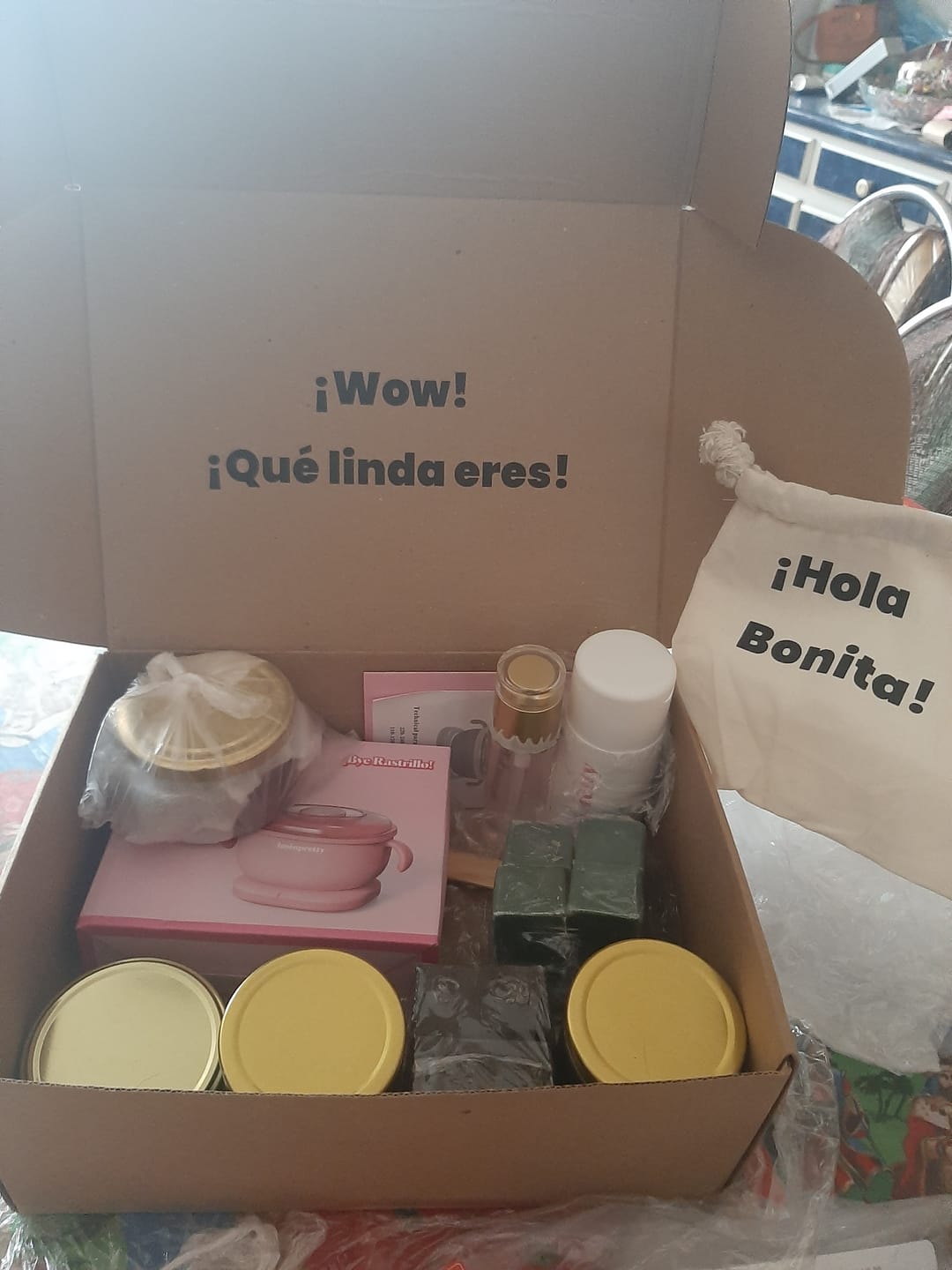 Customer photo review of Kit 1minpretty: 2 tarros de cera + fundidor + refill + extras + talco para depilar con envío gratis mx