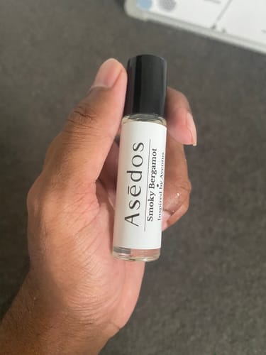 Customer photo review of SMOKY BERGAMOT PERFUME OIL