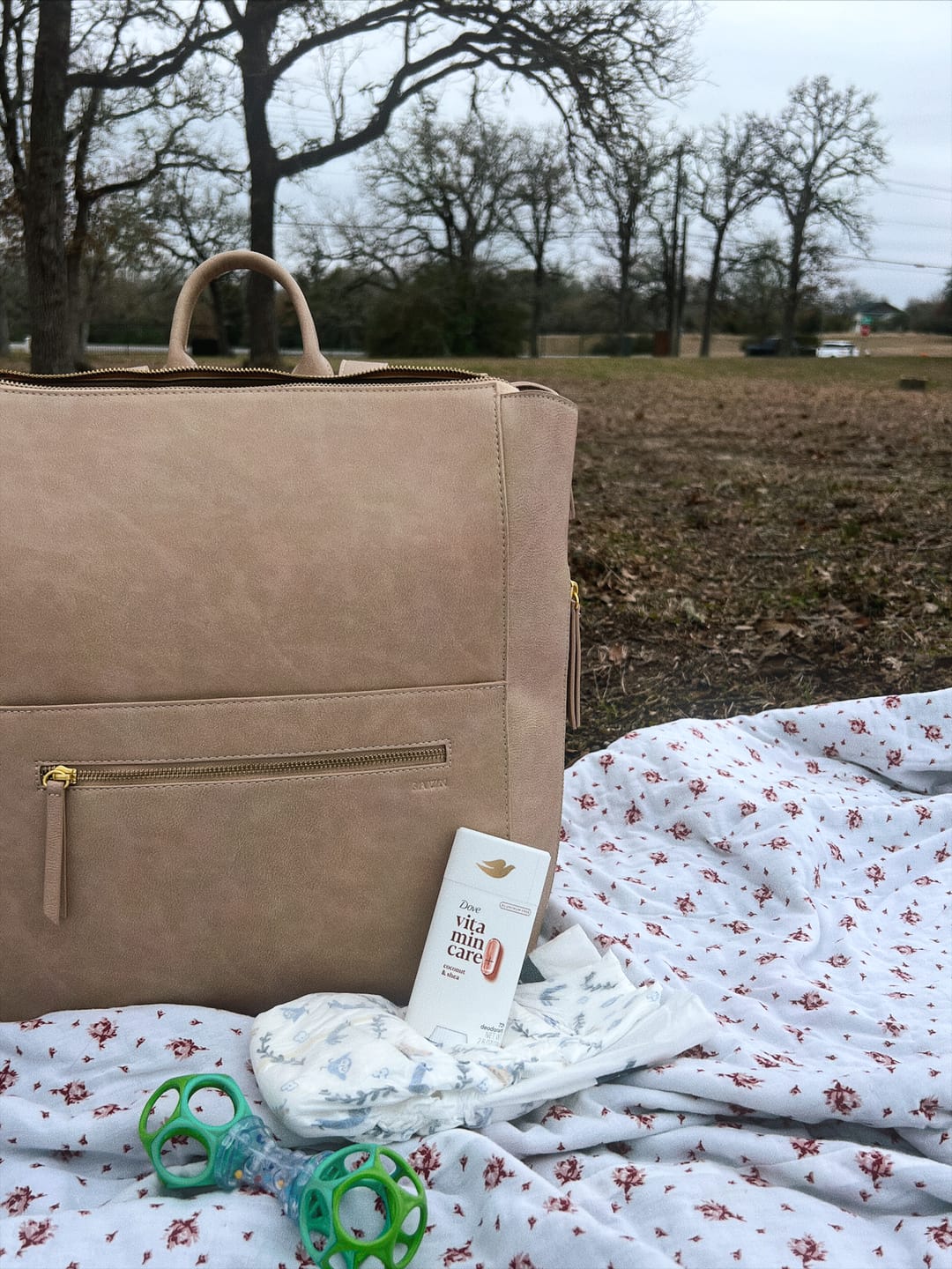 Customer photo review of The Fawn + Nordstrom Square Diaper Bag - Beige