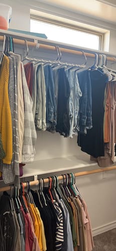 Customer photo review of UrbanStorie® 5 Layer Hanger, Space Saving Non-Slip Cloth Organizer