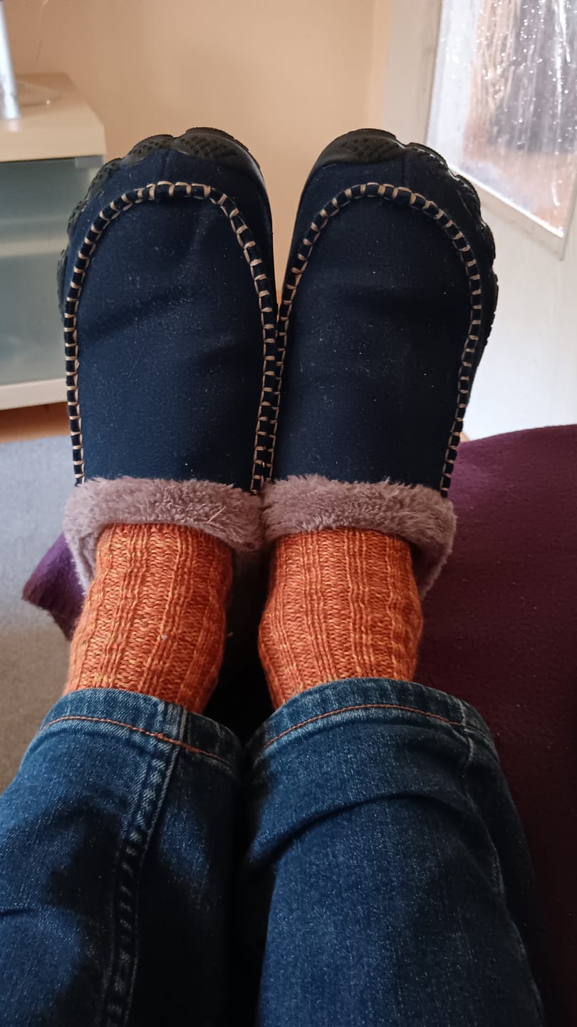 Customer photo review of Home Pro - warme Barfuß-Hausschuhe