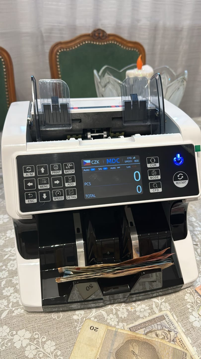 Customer photo review of Jubula MV-500 Banknote Value Counter