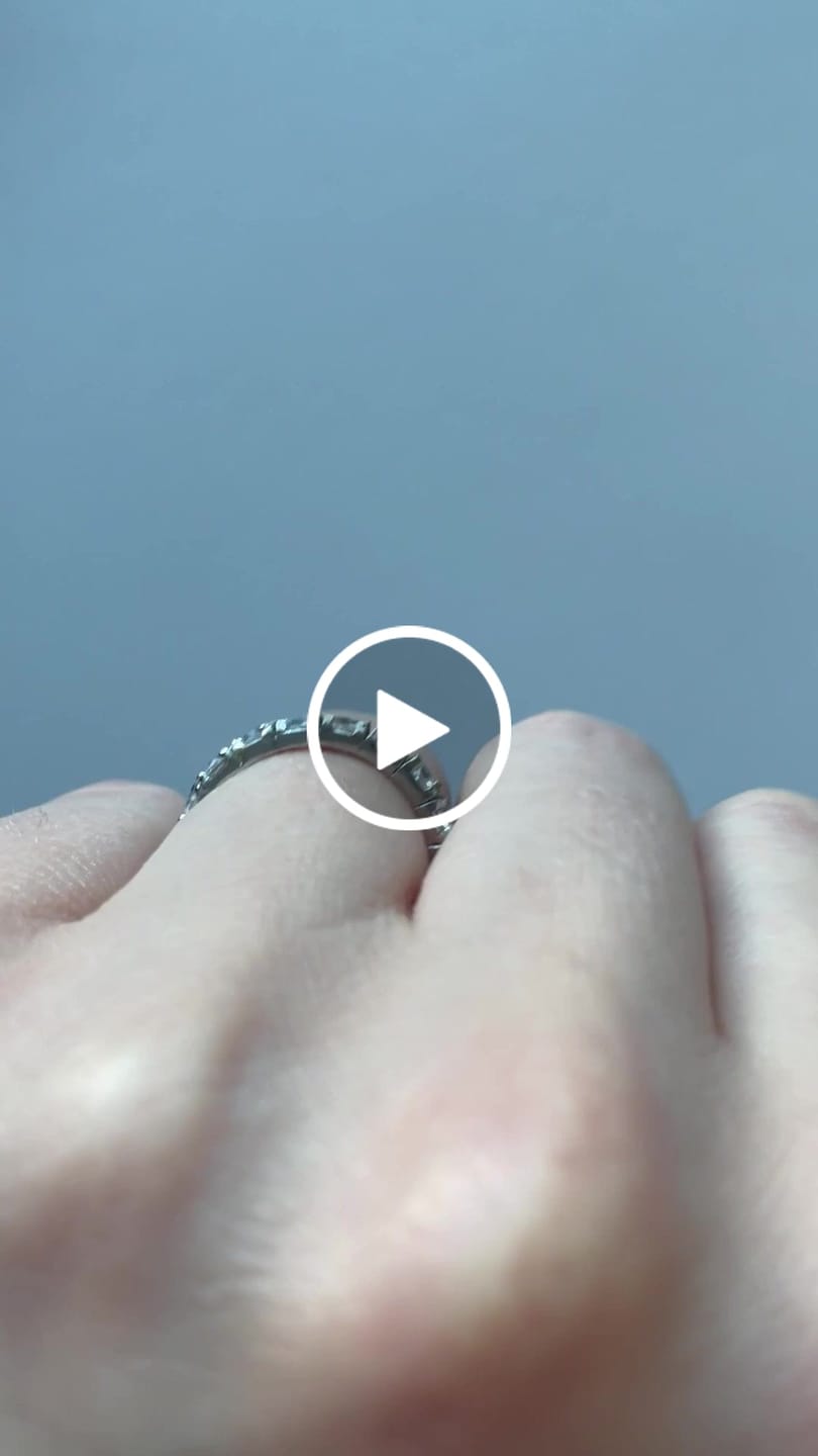 Customer video review of Estella Ring | 18K vergoldet