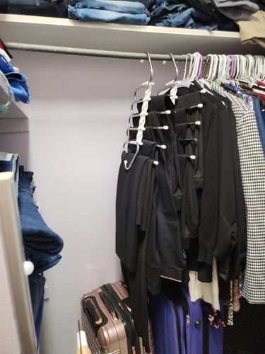 Customer photo review of UrbanStorie® 5 Layer Hanger, Space Saving Non-Slip Cloth Organizer